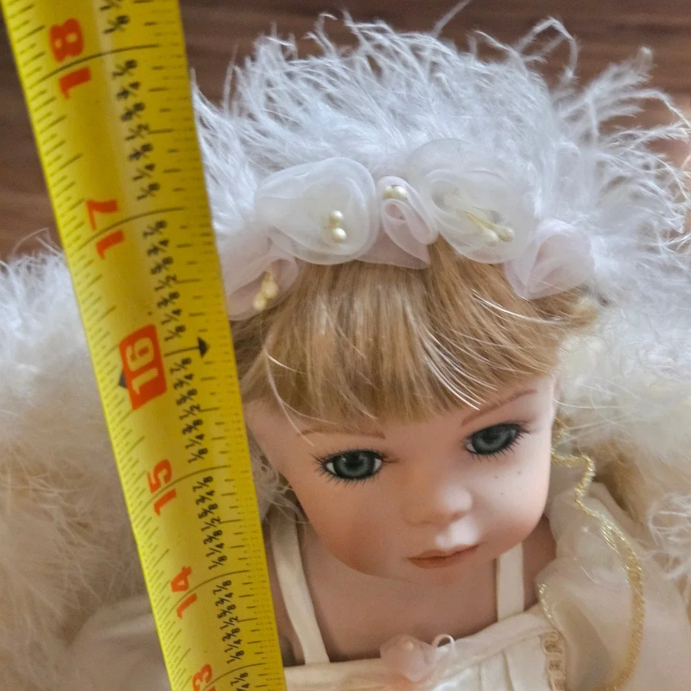 Vintage 1990s Geppeddo Ellie Angel Porcelain Doll 17